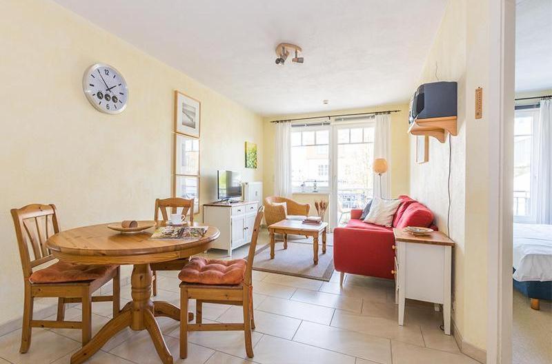 Apartment Appartementhaus Strandstrasse 32